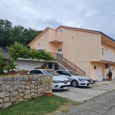 Apartman Luka 克罗诺维察 外观 照片