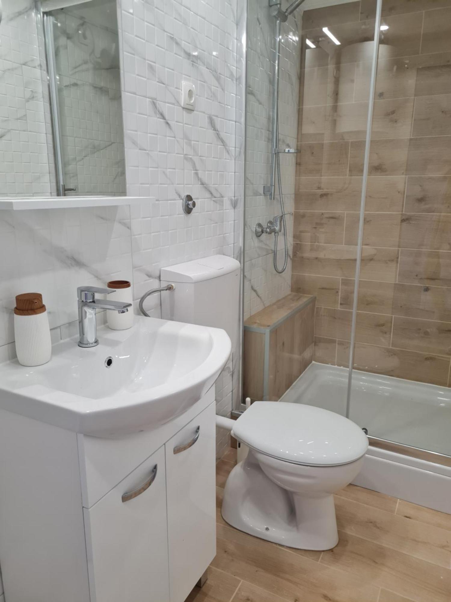 Apartman Luka 克罗诺维察 外观 照片