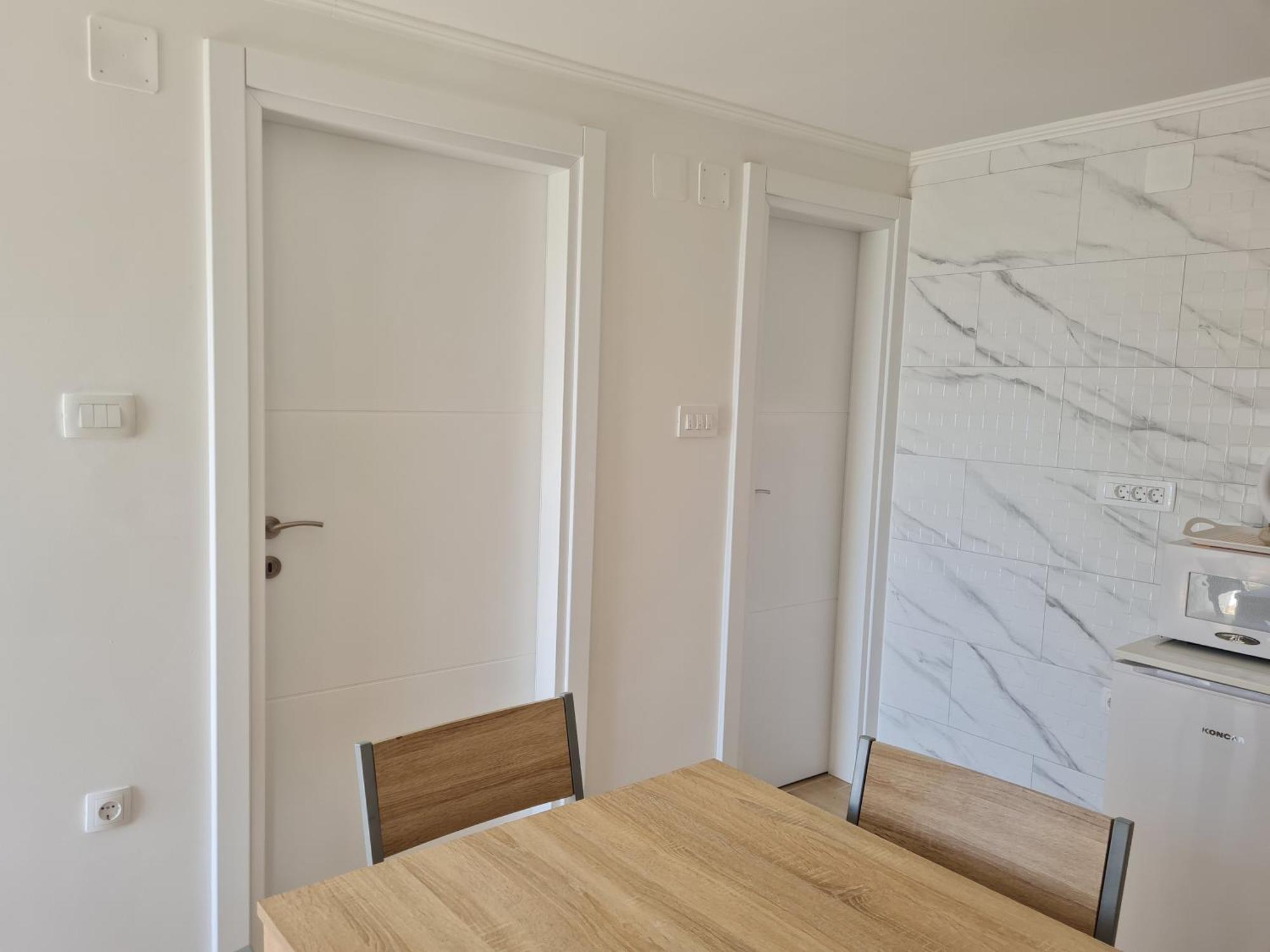 Apartman Luka 克罗诺维察 外观 照片