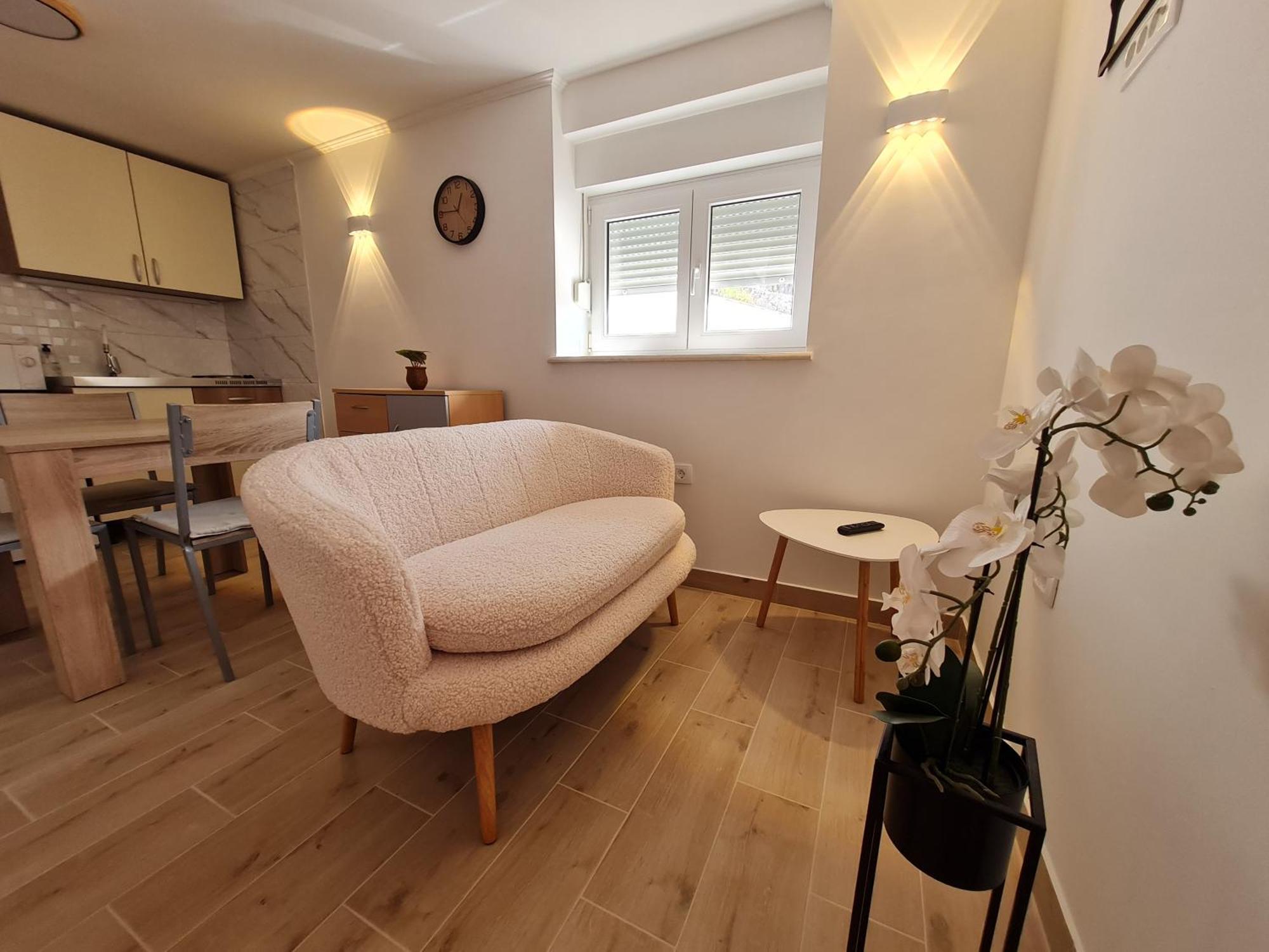 Apartman Luka 克罗诺维察 外观 照片