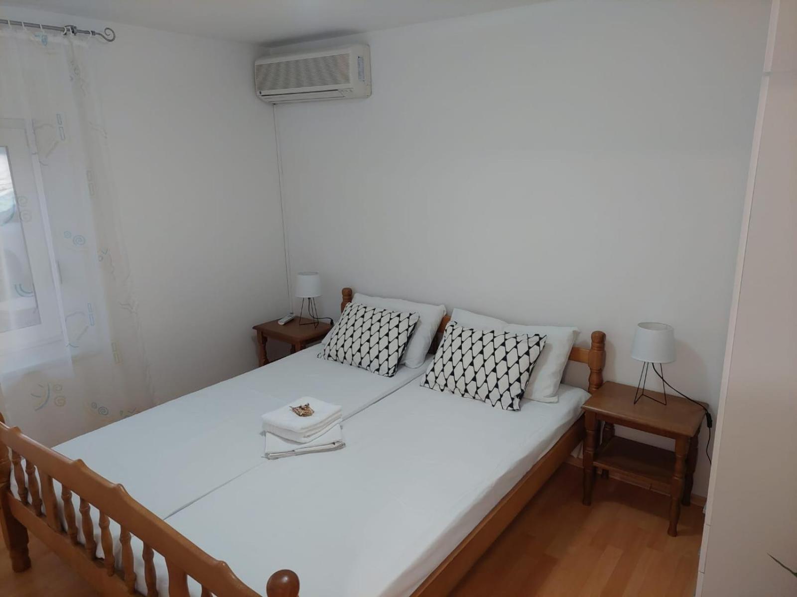 Apartman Luka 克罗诺维察 外观 照片