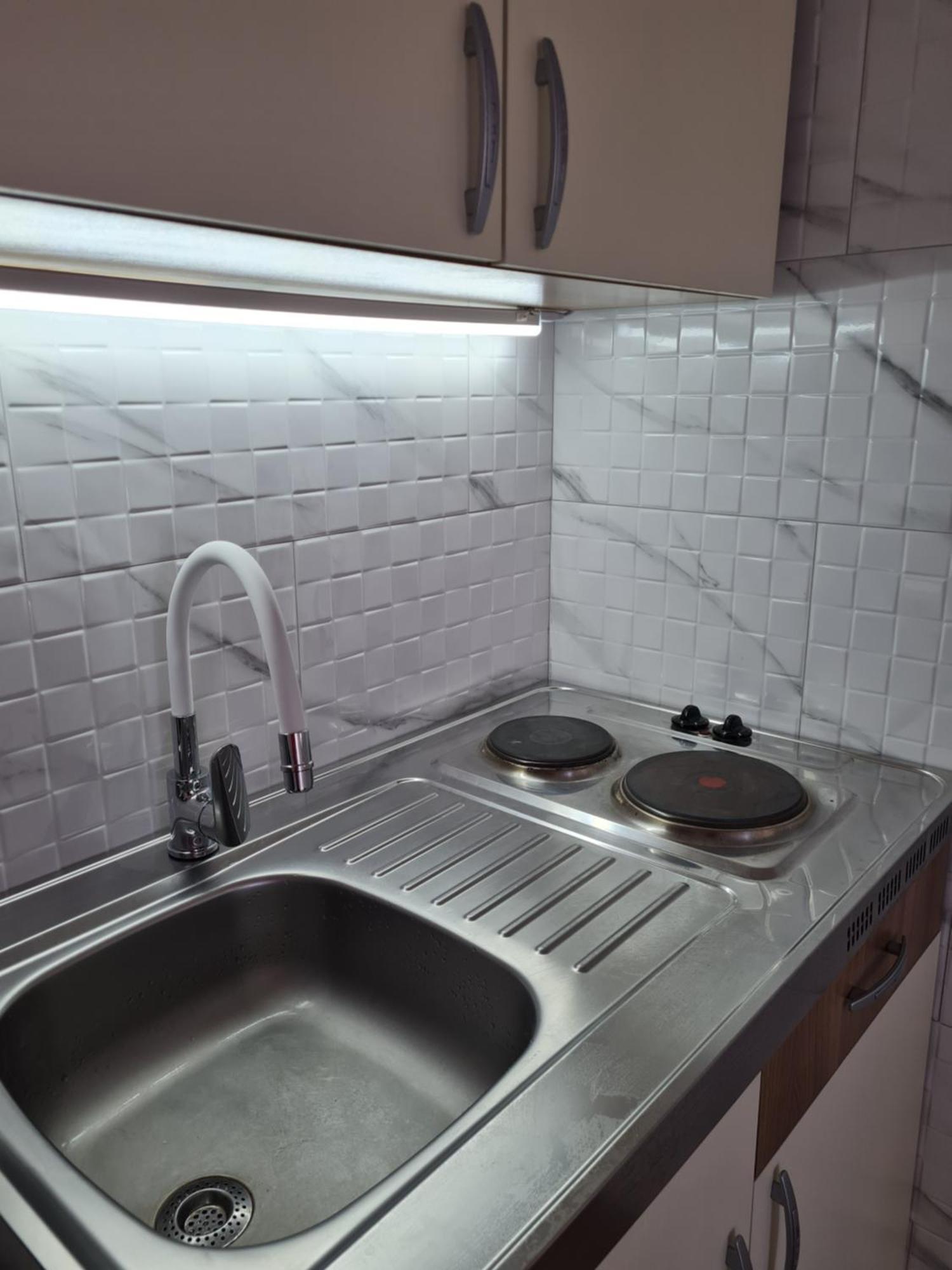Apartman Luka 克罗诺维察 外观 照片